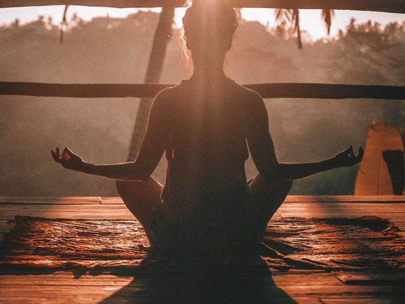 3 Tricks to Maintaining a Daily Yoga Practice when You are Flying Solo